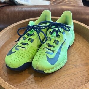 Nike Lime Green and Navy Athletic Shoes GP Turbo Tennis Shoes